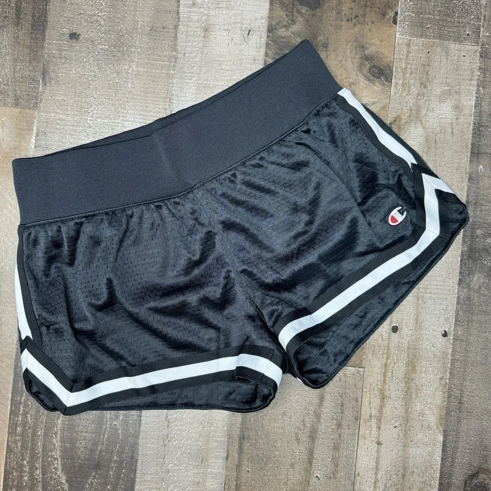 Champion Black Mash Active Short size Small